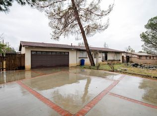 22005 Klickitat Ave, Apple Valley, CA 92307