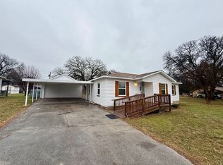 133 Gordon Dr, Azle, TX 76020