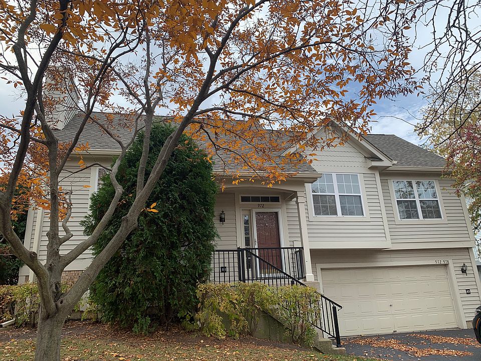 1st image of 972 Manchester Cir