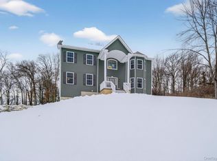 509 Toleman Road, Rock Tavern, NY 12575