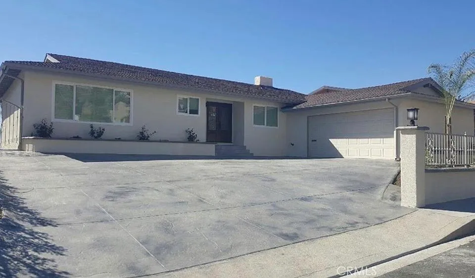 9872 Edmore Pl