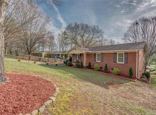 1155 Woodhill Dr, Shelby, NC 28152