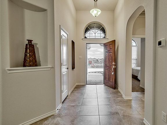 5th image of 9205 Bronze Meadow Dr