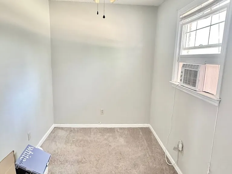 205 Oak Bluff Dr — Photo 19