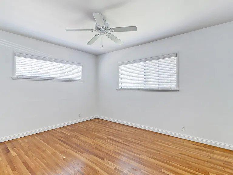3021 Rhodelia Ave — Photo 16