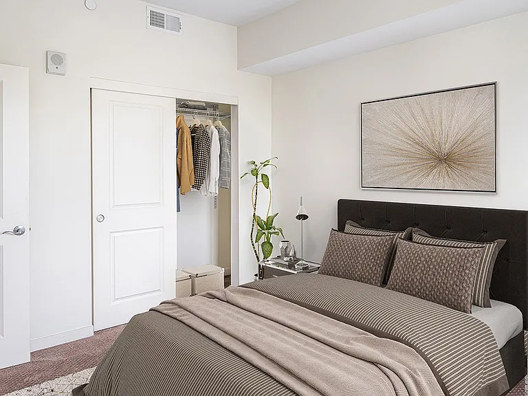 Legacy Pointe at Poindexter Apartments — Photo 15