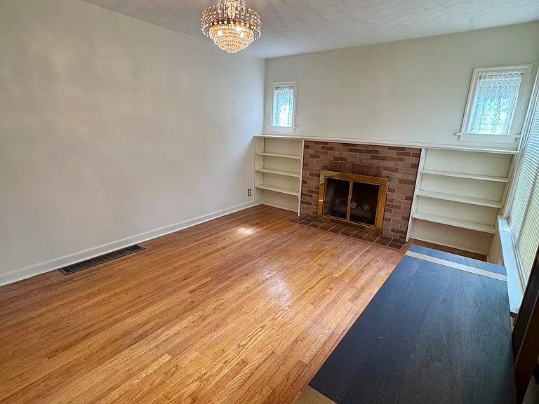 510 Randle St — Photo 9