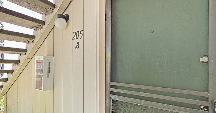2nd image of 205 Stony Point Rd APT B