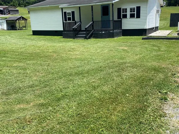 4610 Swords Creek Rd, Swords Creek, VA 24649