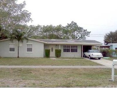 6485 Seminole Dr, Lake Worth, FL, 33462