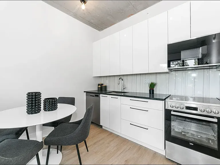 815 Flatbush Ave #711 — Photo 2