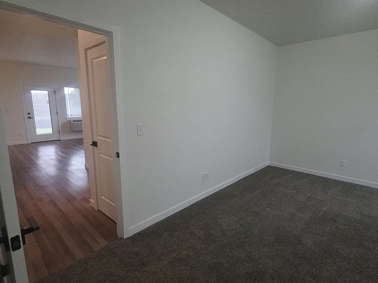 100 N 5th St #B16 — Photo 18
