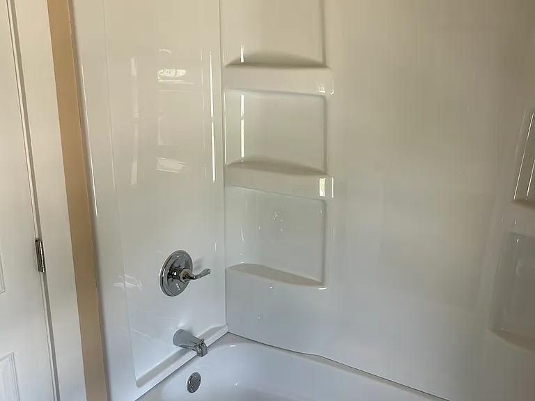 410 S Center St — Photo 10