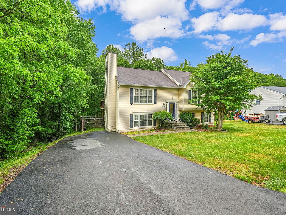 1st image of 5709 Stone Meadow Dr