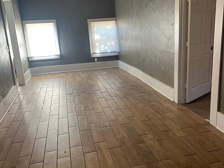 1603 E Industrial Rd — Photo 3
