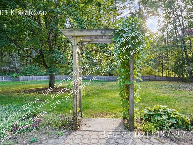 101 King Rd — Photo 41