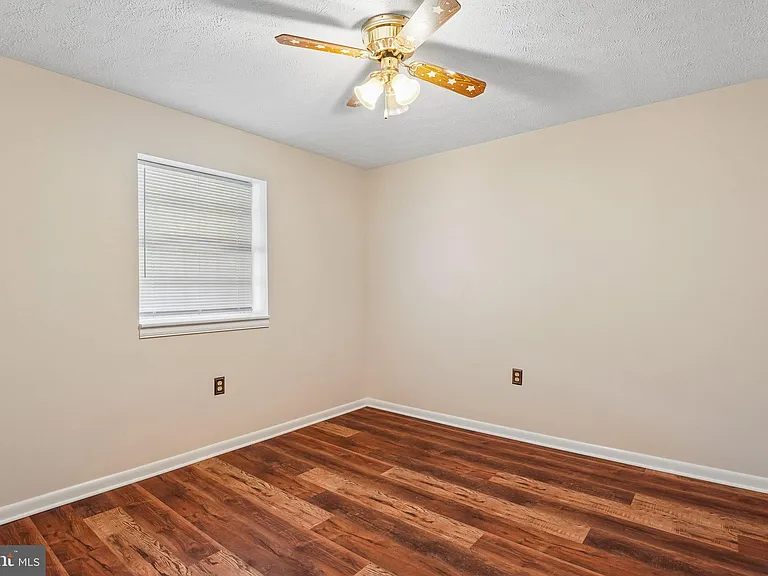 2313 Westport Ln — Photo 19