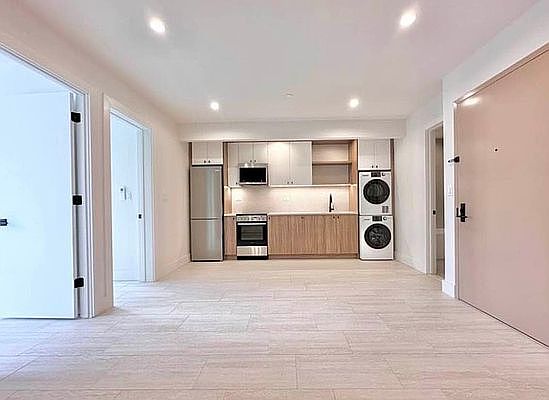 2nd image of 1240 Herkimer St APT 3