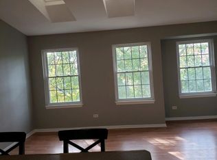 1417 E Wyndham Cir APT 206, Palatine, IL 60074