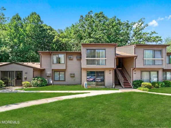 47 Lexington Court, Red Bank, NJ 07701