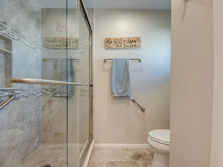 4425 SE 13th Ave — Photo 8