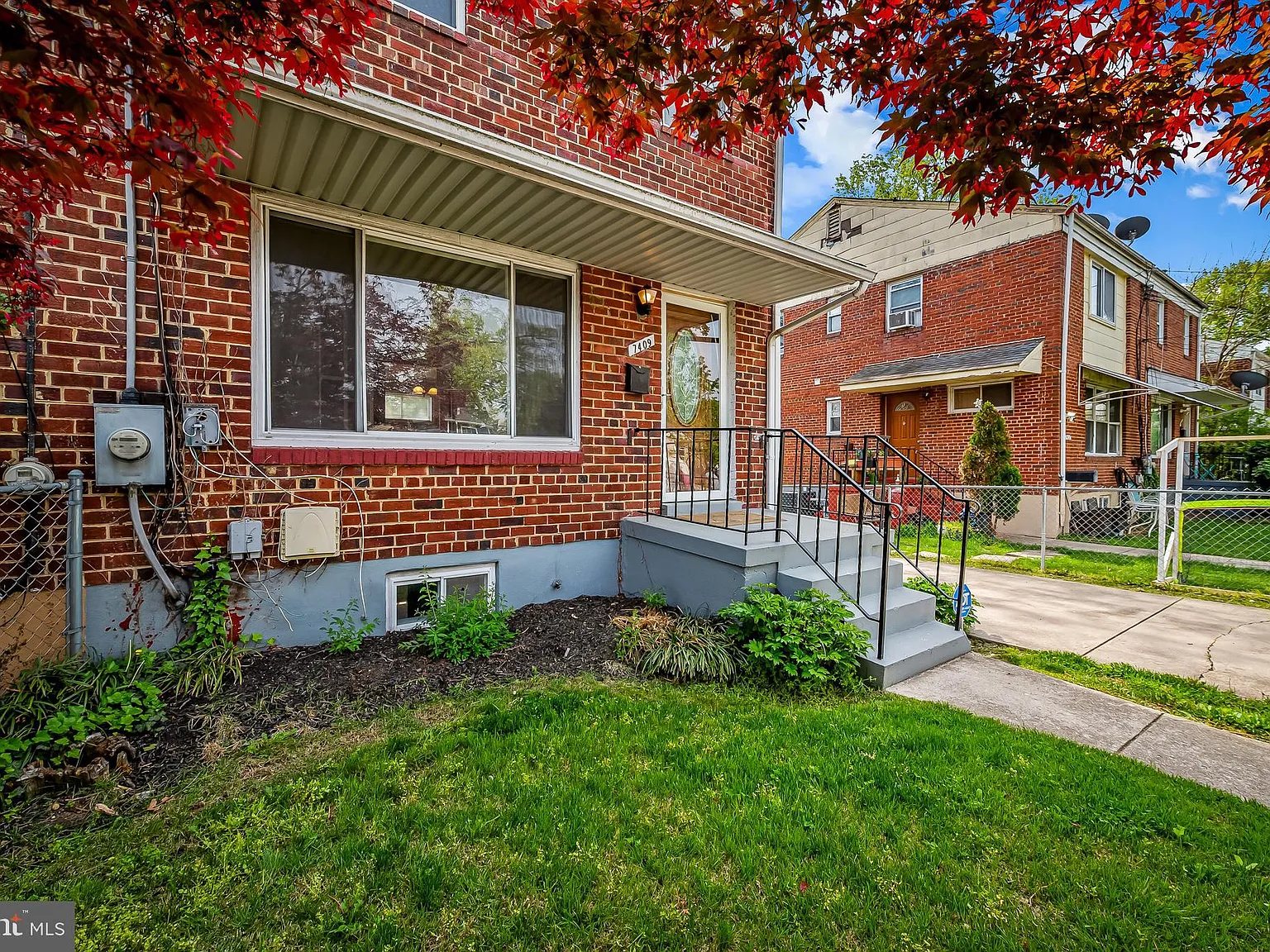 3 bed, 2.5 bath, 1152 sqft, $3,200 — Photo 3
