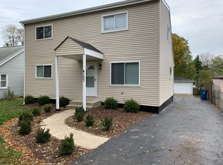 4107 N Washington St, Westmont, IL