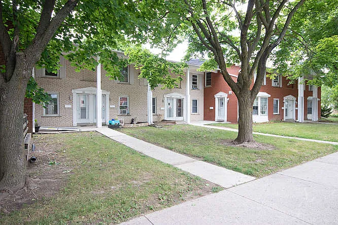 157 Arbour Glen Cres