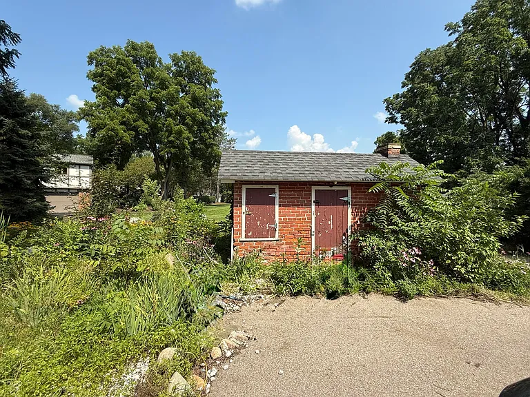 45800 W Ann Arbor Trl — Photo 36