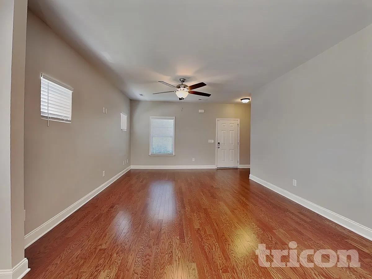 Building Photo - 1363 Coates Ln