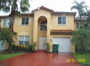171 W Forest Oak Cir, Davie, FL 33325