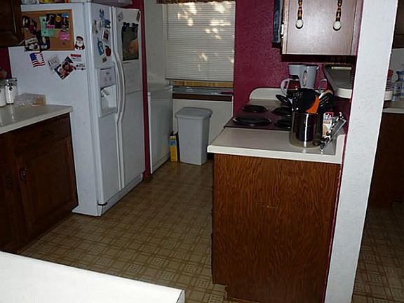 3rd image of 2116 Statler Dr