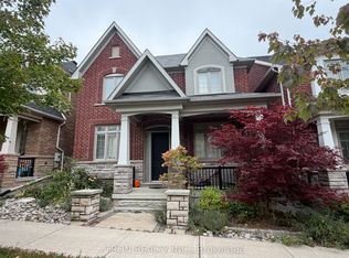 16 Dungannon Dr, Markham, ON L6C 0K1