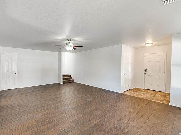 5th image of 3606 Friendly Acres