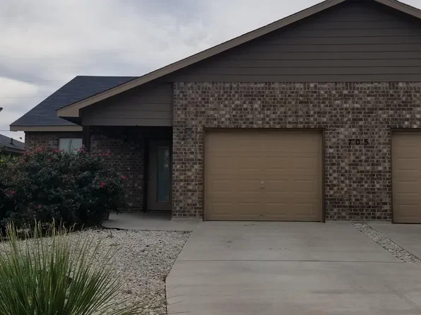 700 Circle Diamond Ln #B, Leander, TX 78641
