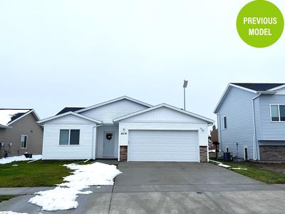2308 Ivory St NW, Minot, ND, 58703