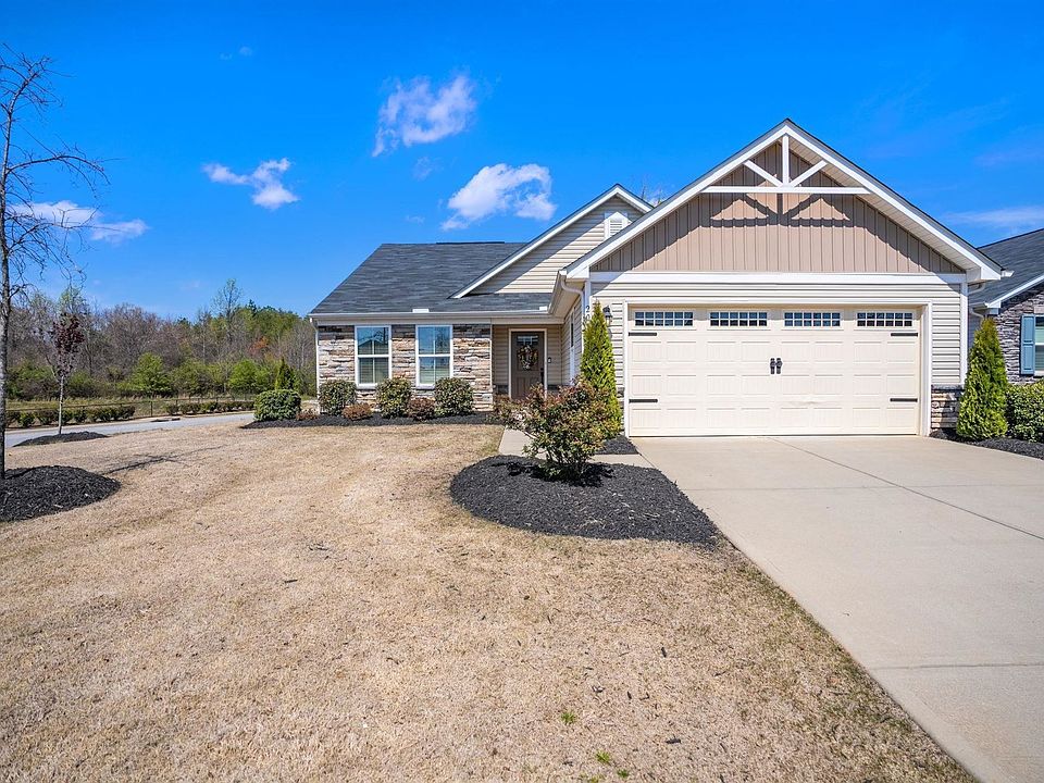 1st image of 201 Fairmeadow Way
