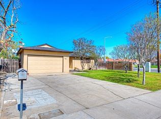 1777 Gettysburg Ave, Clovis, CA 93611