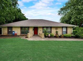 101 Elm Dr, Red Oak, TX 75154