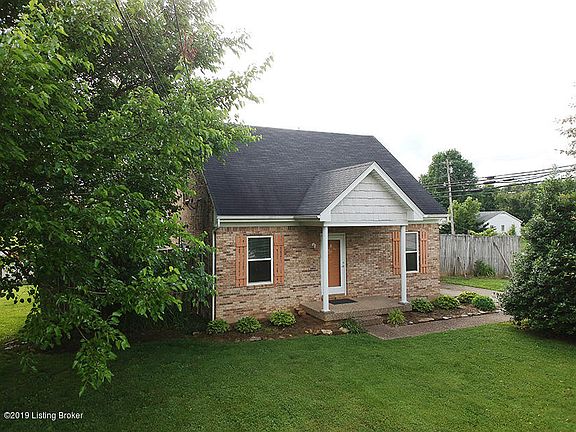 2nd image of 111 Dogwood Dr