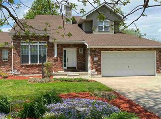 4110 Apple Ridge Rd, Sedalia, MO 65301