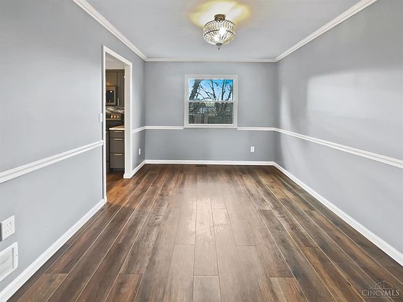 5th image of 11921 Belgreen Ln