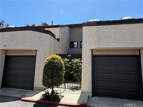 901 Hyde Ct Photo 1