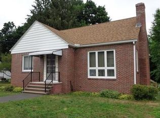 111 Taylor St, Chicopee, MA 01020