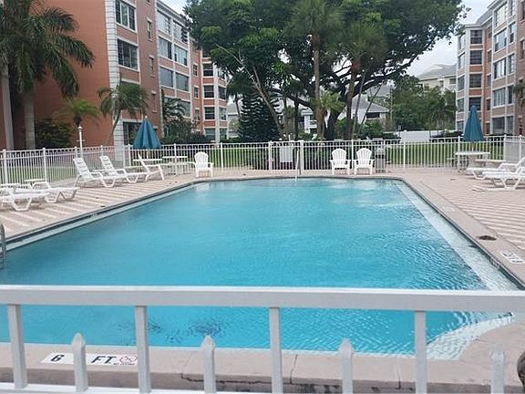 2nd image of 6960 20th Ave N APT 303