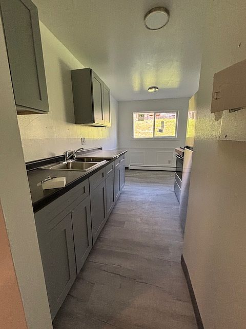 1st image of 595 Wagner Dr #8