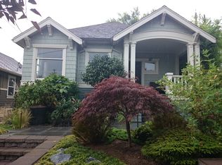 317 N 77th St, Seattle, WA 98103