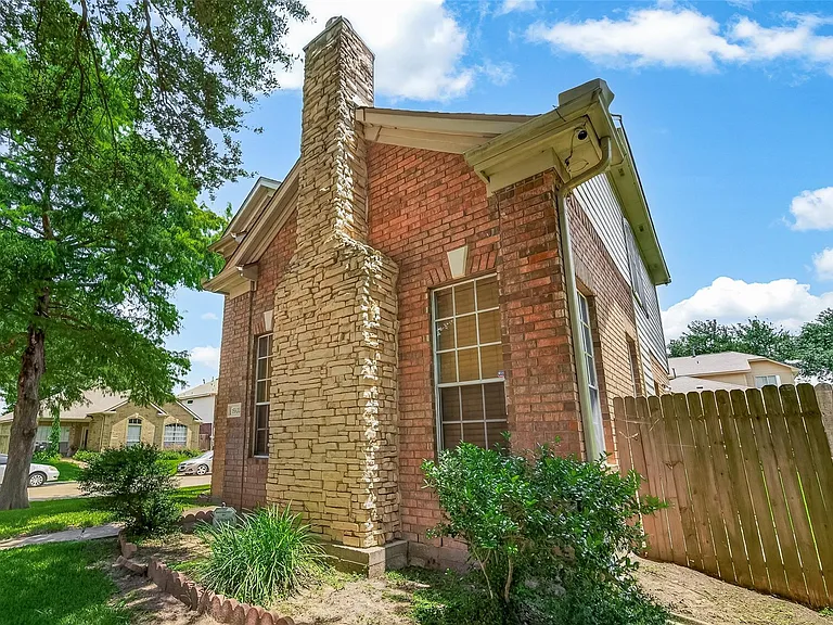 15903 Timber Chase Dr — Photo 4
