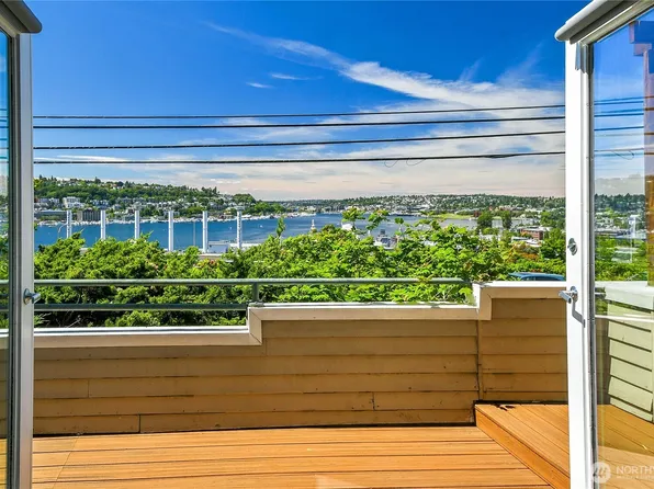 1202 Lakeview Boulevard E #1, Seattle, WA 98102