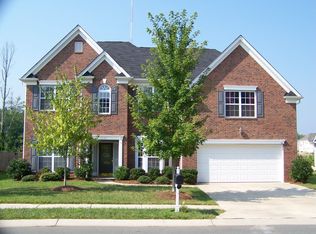 4042 Sawmill Trace Dr, Charlotte, NC 28213